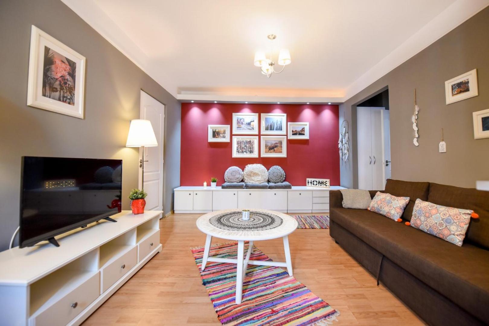 Downtown Oasis: Central Apartments With Cozy Charm بوخارست الغرفة الصورة